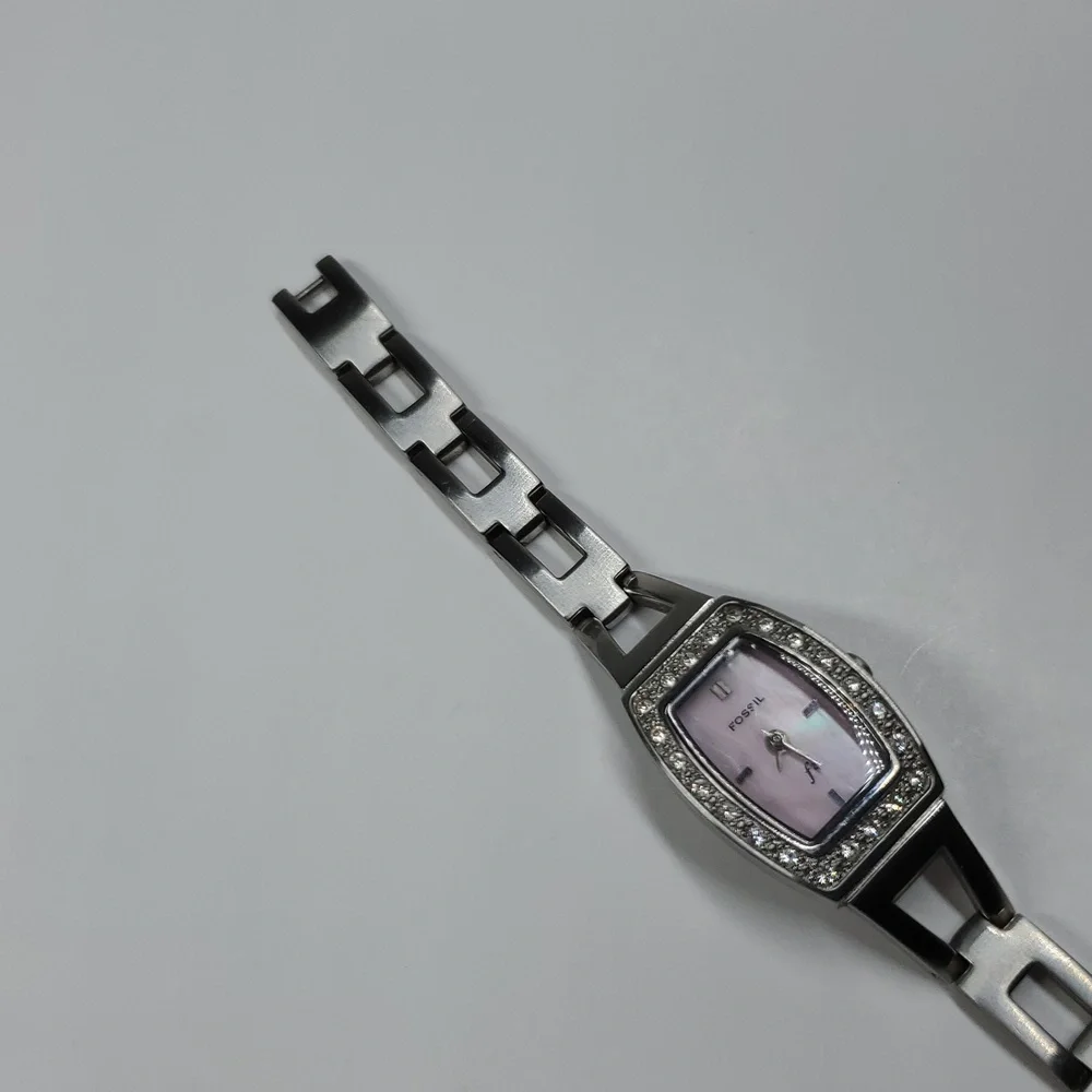 Vintage Fossil F² Watch ES9722 Pink Mother Of Pearl Silver Band Watch